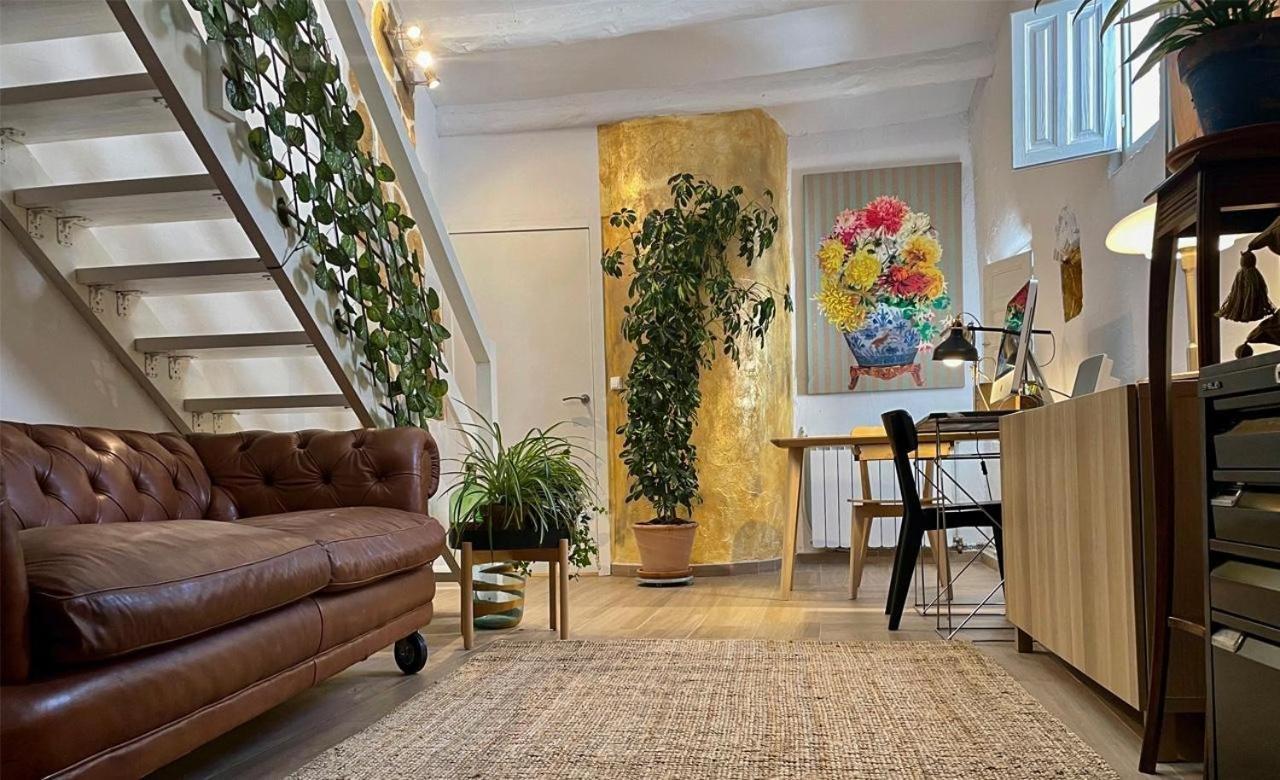 Apartamento Romanov Inoges ภายนอก รูปภาพ